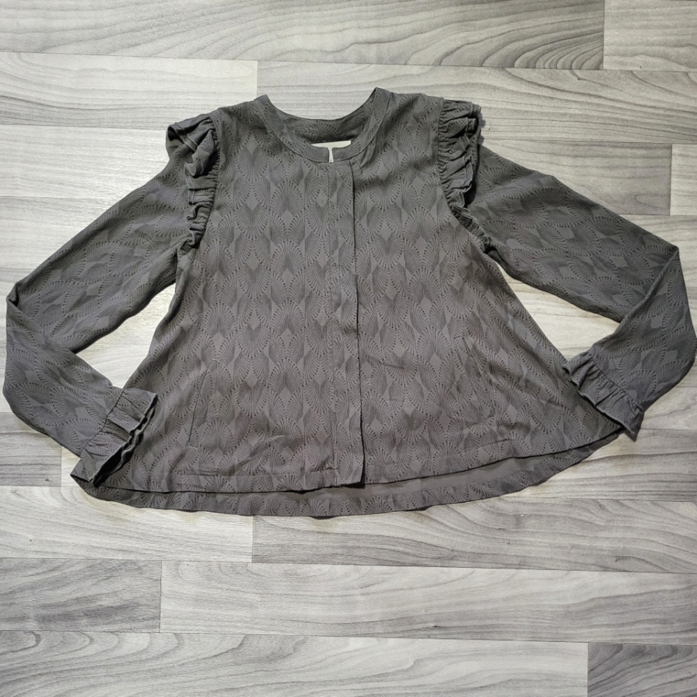 Hinge Ruffle Swing Jacket - Picture 2 of 5